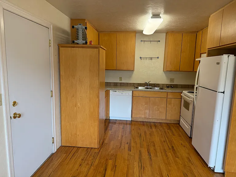 1648 Patterson St #12 — Photo 7
