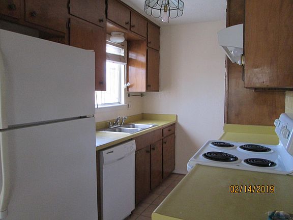 3rd image of 8915 Darlina Dr