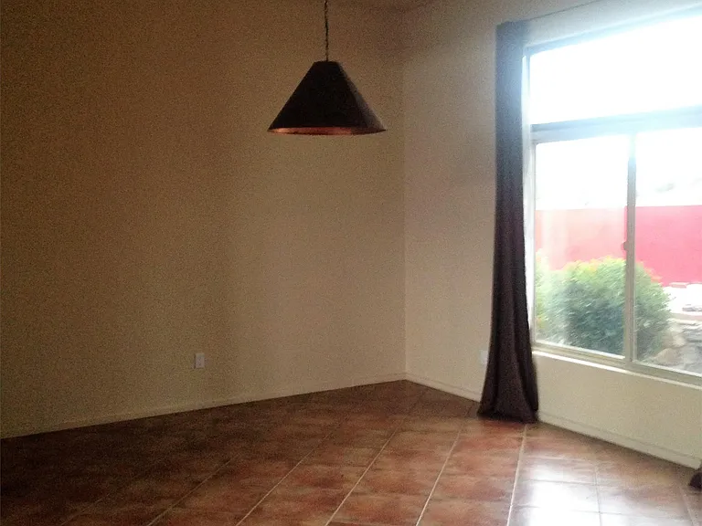 74 N French Dr — Photo 3