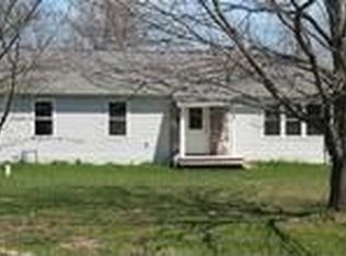 533 Kyser Dr, North Adams, MI 49262