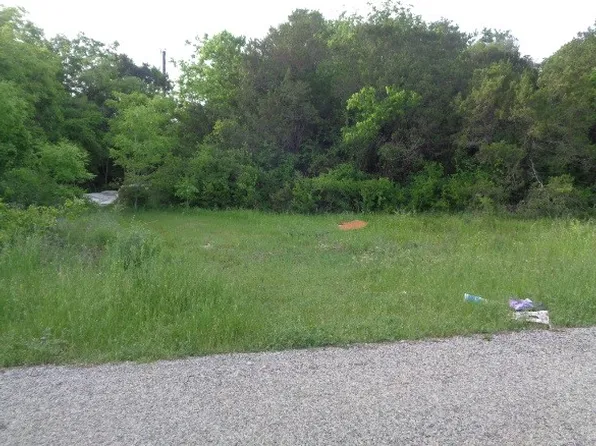 3510 Evergreen Dr, Granbury, TX 76048