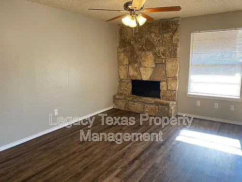 1608 Sun Valley Dr #C Photo 1