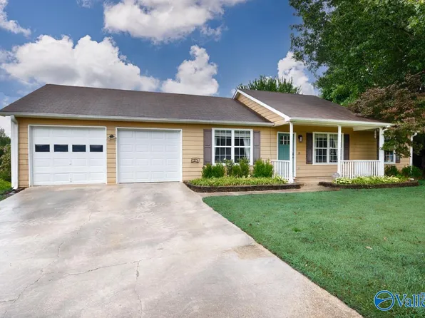 119 Bramblebush Dr, Toney, AL 35773