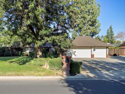 2061 Santa Ana Ave, Clovis, CA, 93611