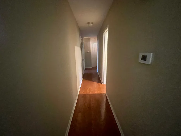 7416 Camelback Dr — Photo 12