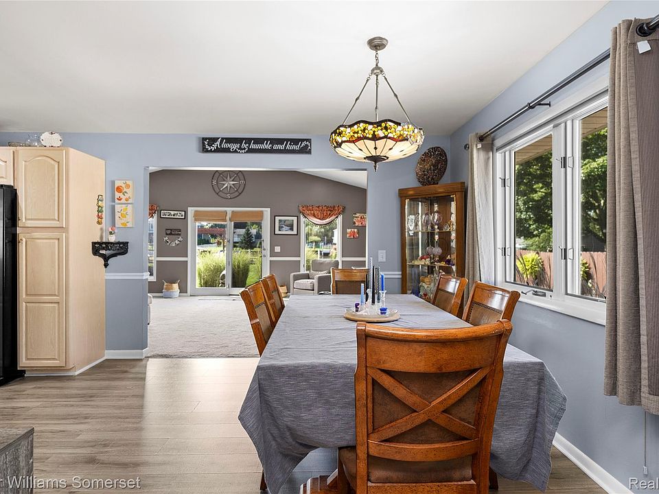 32880 Killewald St, photo 8