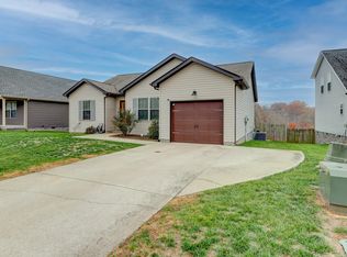 2113 Trophy Trce, Clarksville, TN 37040