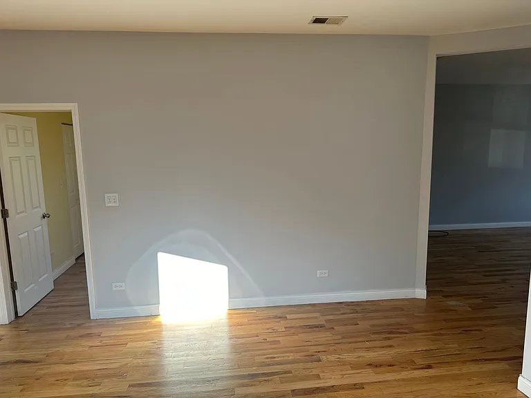 720 N Homan Ave #2 — Photo 8