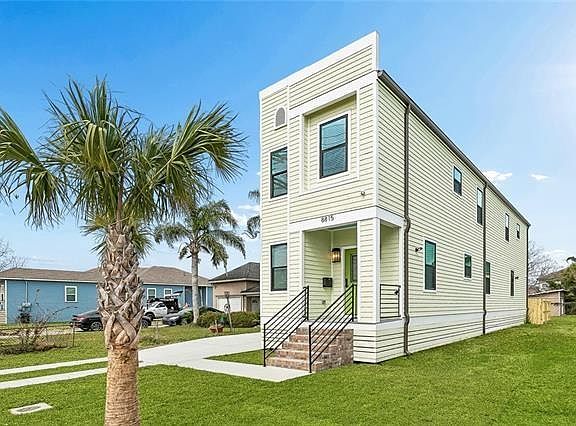 2nd image of 8815 Palm St