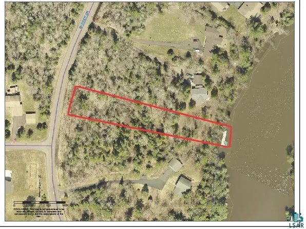 2 Badger Dr, Superior, WI 54880