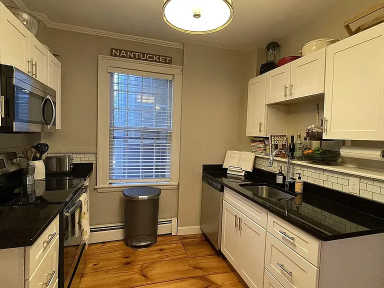 17 Beckford St #2 — Photo 3