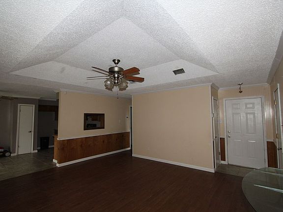 Family Room Adtl View