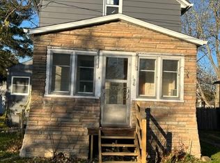 196 17th St NW, Barberton, OH