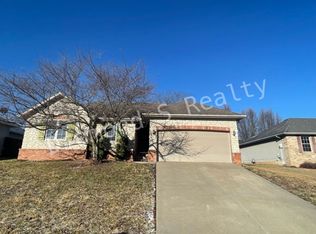 3303 S Brunswick Ave, Springfield, MO 65809
