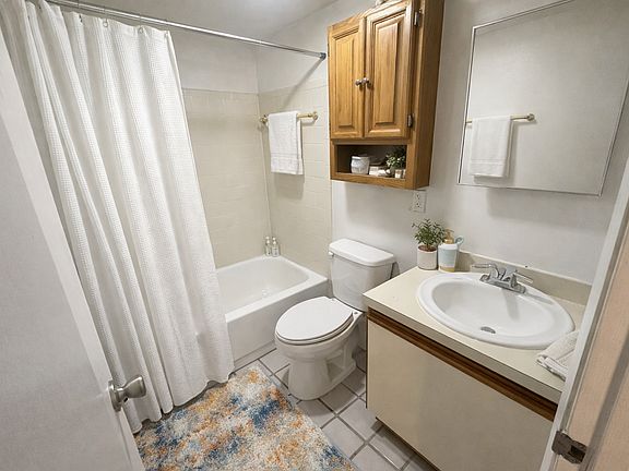4th image of 253 Hayden Rd APT 143