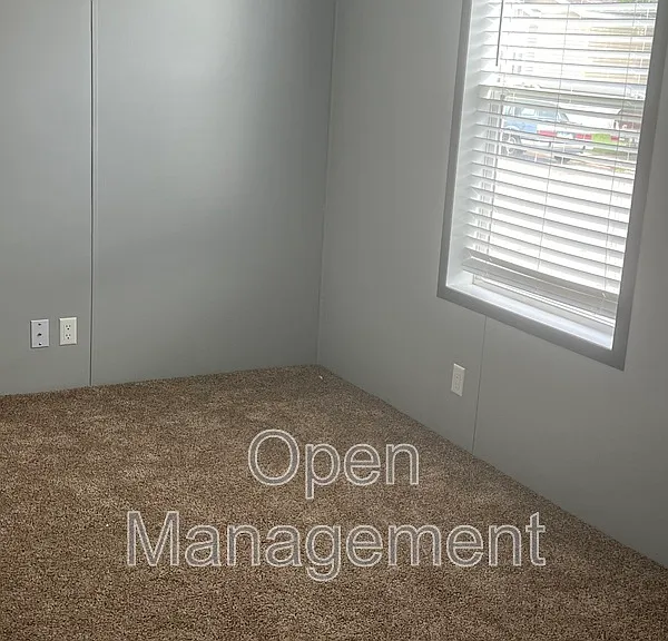 825 1st Ave E #60 — Photo 5