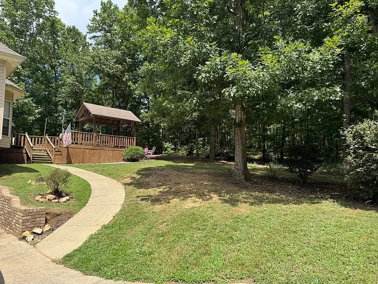 996 George Crowe Rd — Photo 6