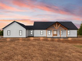 1577 Hunter Dr, Lancaster, KY 40444