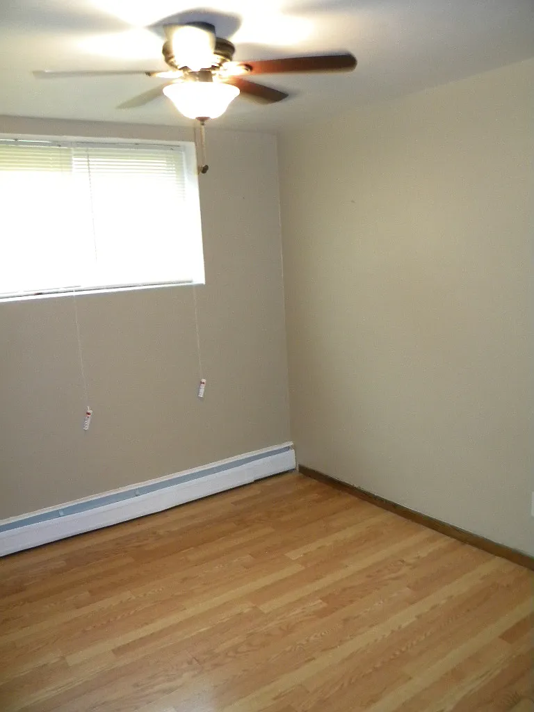 Building Photo - 1823 Ulysses St NE #3