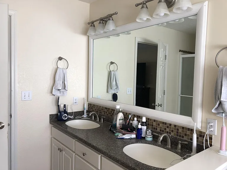 2498 NW Maser Dr — Photo 19