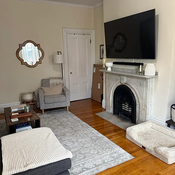 4 Brimmer St #3A — Photo 3