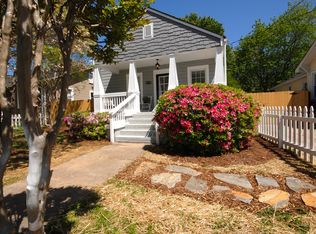 1724 Hawthorne Ln, Charlotte, NC 28205