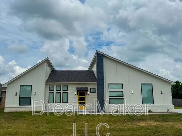 869 Apple Blossom Way, Goldsby, OK 73093
