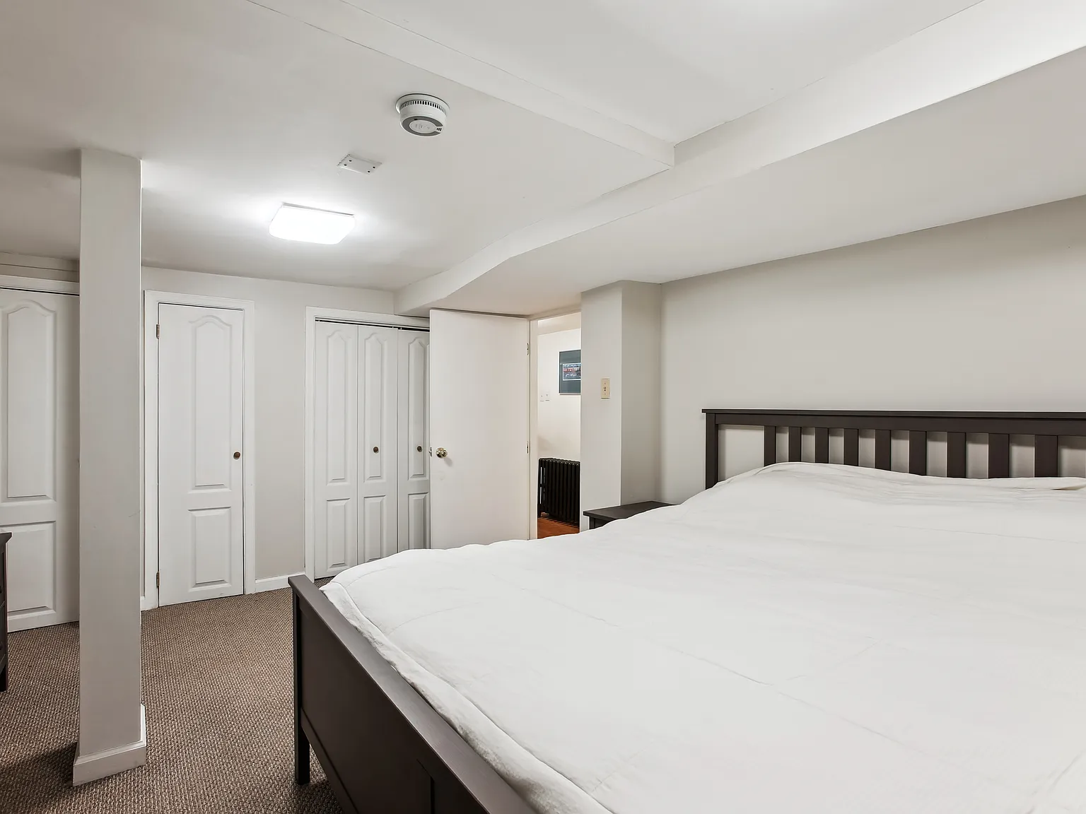 2 bed, 1.5 bath, 1000 sqft, $2,500 — Photo 3