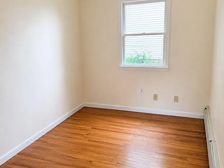 45 S Middletown Rd — Photo 4