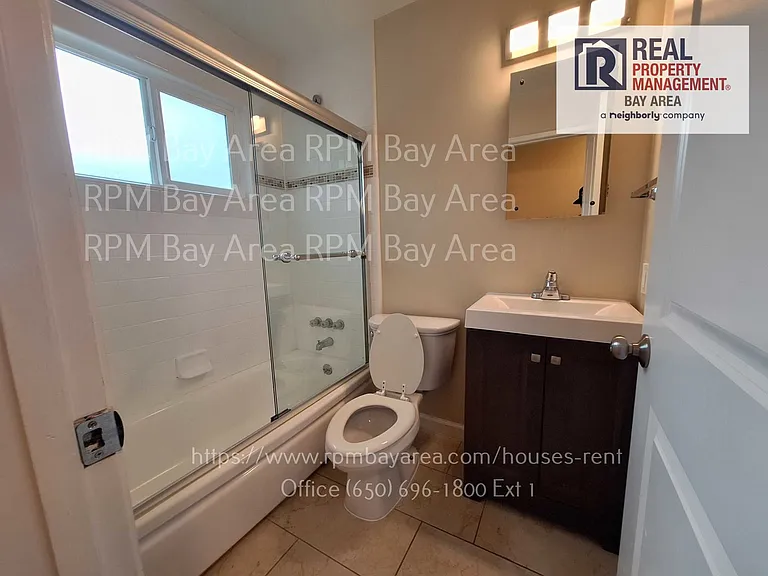 2030 Clarmar Way — Photo 14