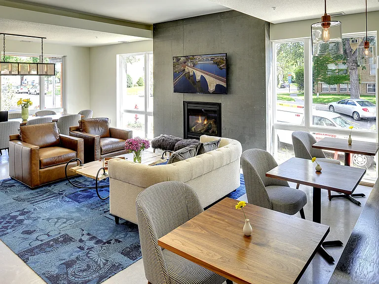 Coze Flats — Photo 4