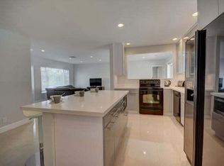 3911 NW 4th Ct, Boca Raton, FL 33431