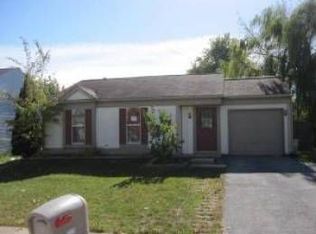 2225 Bannister Ln, Aurora, IL 60504