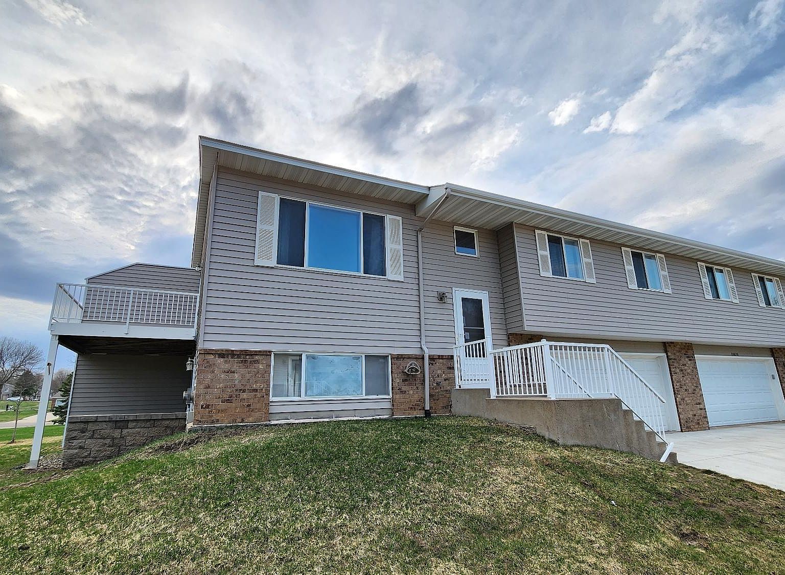 15824 Gooseberry Way, Apple Valley, MN 55124 Zillow