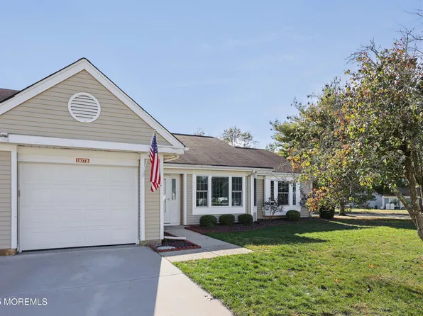 1107B Buckingham Drive, Manchester, NJ 08759