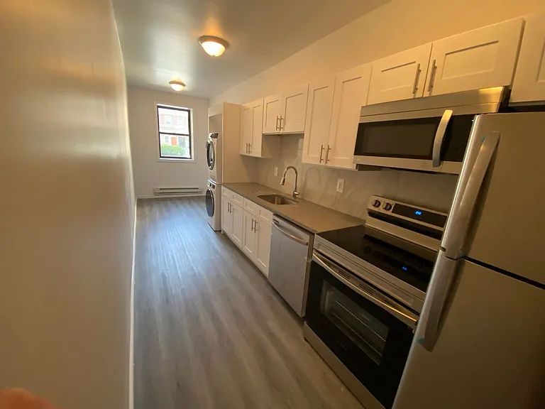 6751 N 13th St — Photo 34