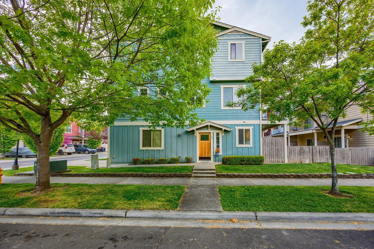 96 Darlington St photo 1