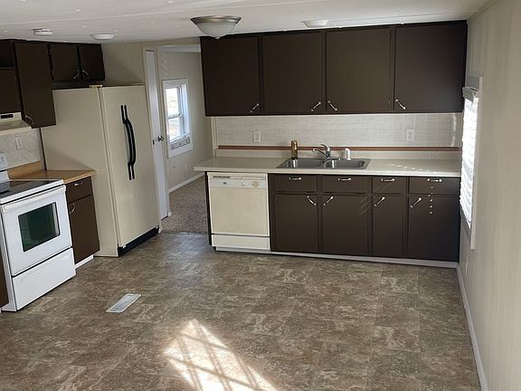 2nd image of 501 S Sunset St Lot 1