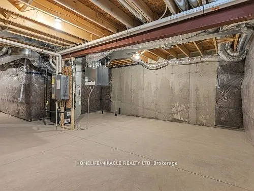 32 Vickers Rd — Photo 28