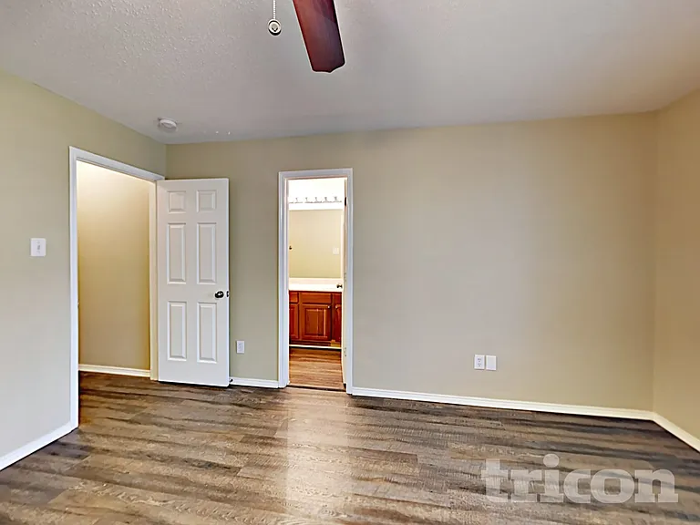 7109 Galveston Dr — Photo 11
