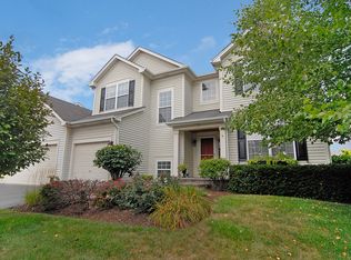 2163 Blackberry Dr, Geneva, IL
