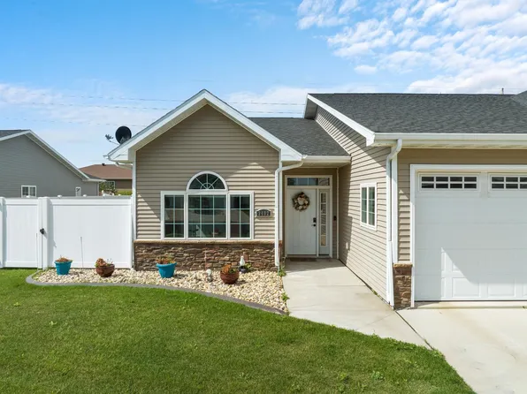 3402 20th St SE, Minot, ND 58701