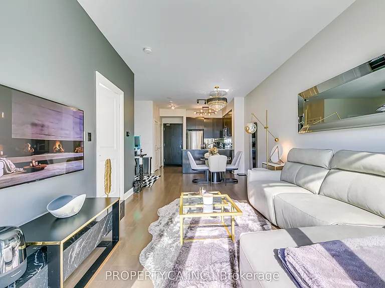 21 Scollard St #406 — Photo 17