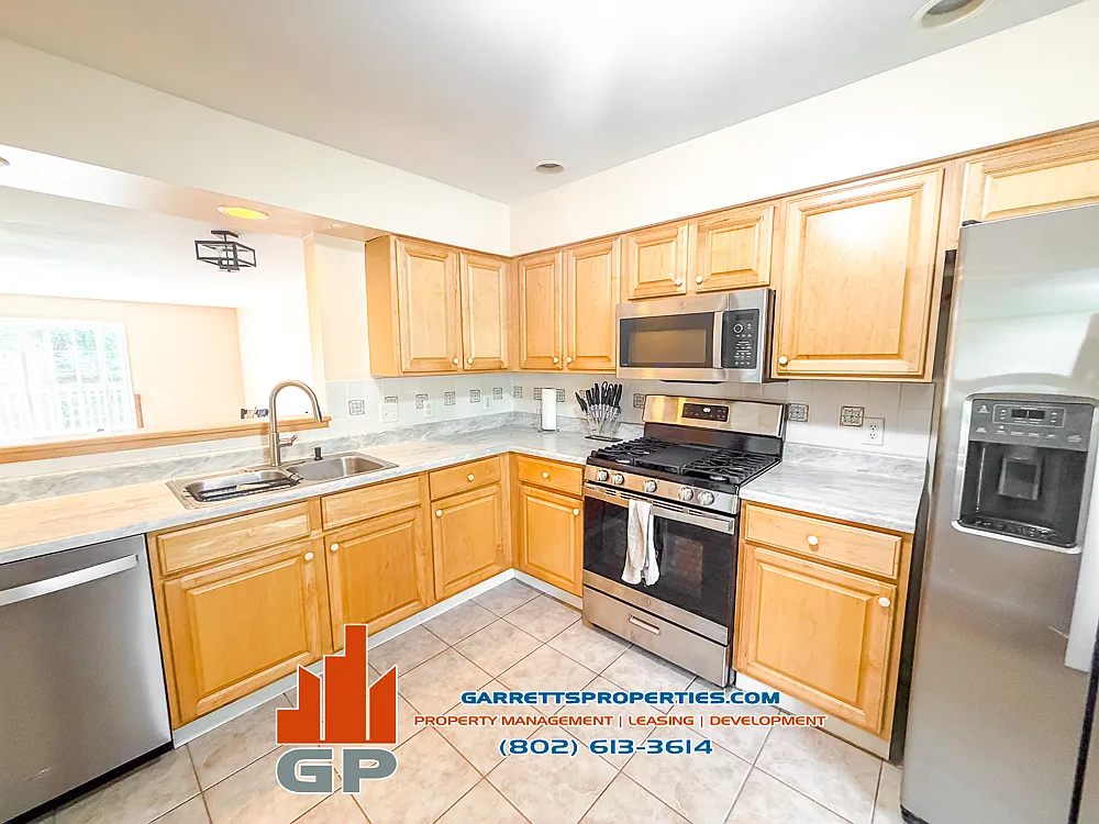 14 Giles Drive - 1 — Photo 2
