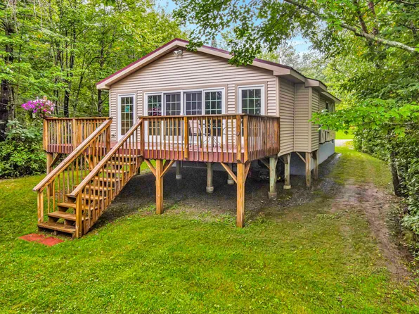 63 Wood Road, Wayne, ME 04284