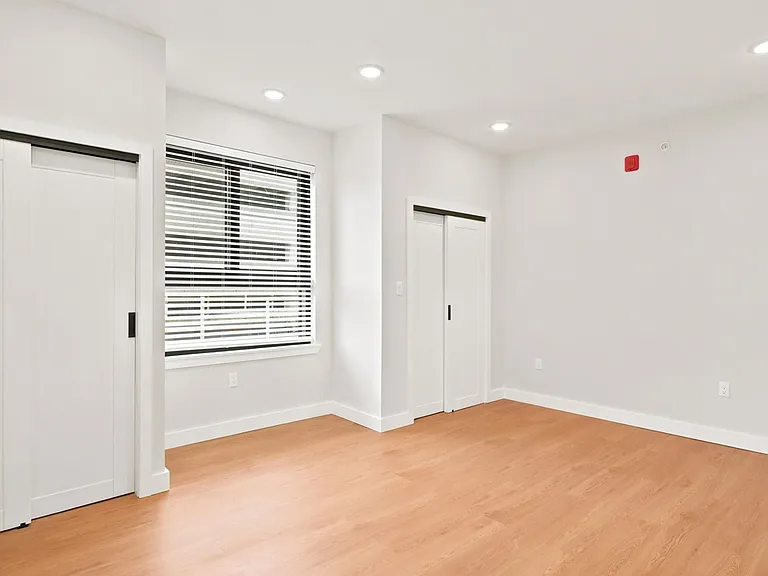 5001 Frankford Ave — Photo 11