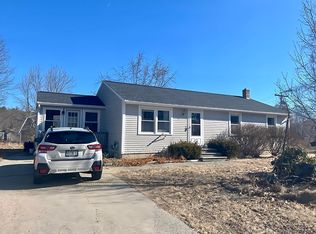 2 Locust Ln, South Berwick, ME 03908