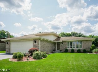 7415 W Arran Dr, Frankfort, IL 60423