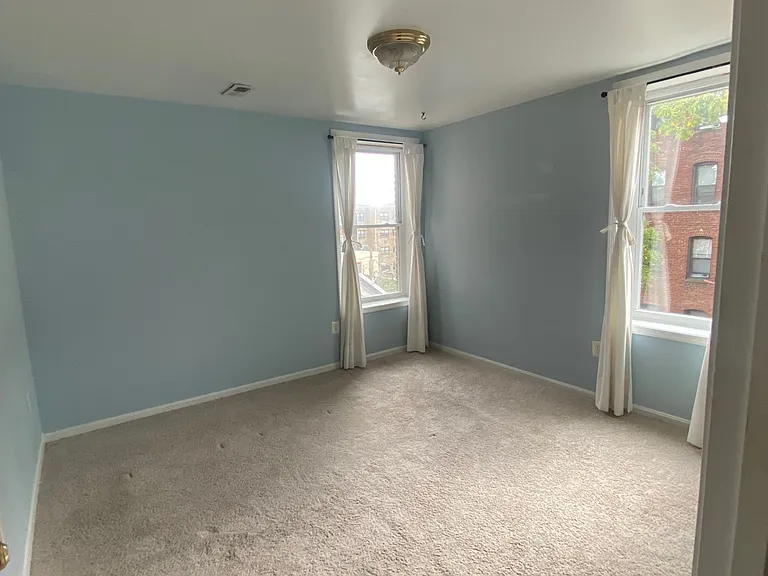 14 Harvard St NW #403 — Photo 14
