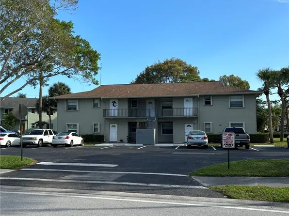 983 NW Spruce Ridge Dr #1-6, Stuart, FL 34994